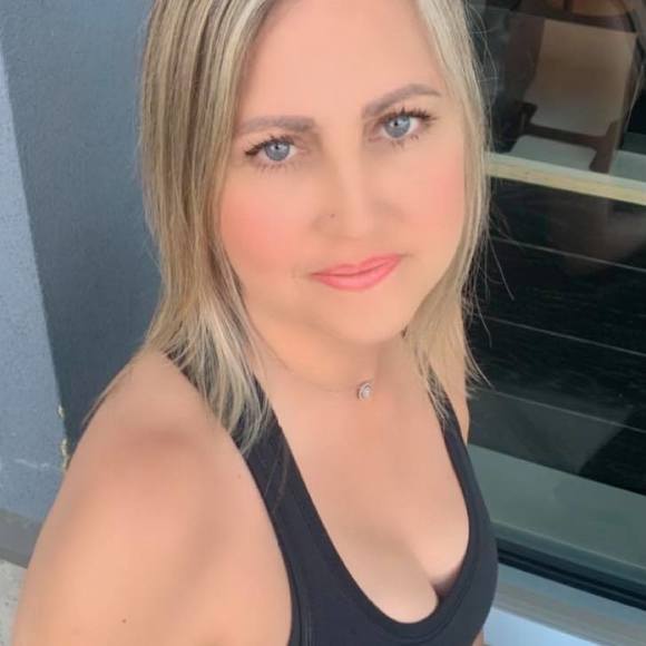 Meet your Posher, Jodie - Picture 1 of 1